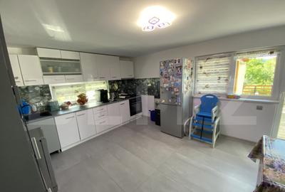 Casa familiala in suprafa?a de 196 mp in localitatea Po - 4