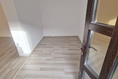 Medeea Casa parter de vanzare 5 camere - 10