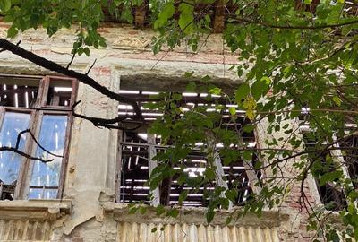 Casă individuală cu 12 camere cu Canalizare în P-ța Unirii - 3