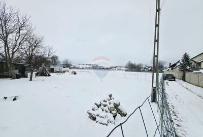 Teren Construcții intravilan de 325 mp, în Dobreni - 6