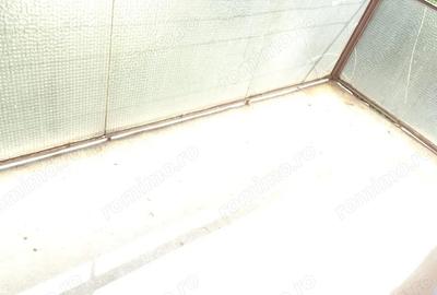 Apartament cu 3 camere decomandat în Micro 15 - 12