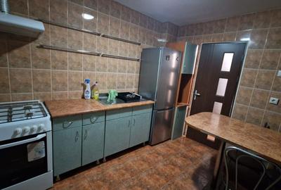 Apartament cu 3 camere semidecomandat în Brazda lui Novac - 7