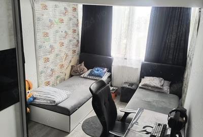 Vand apartament 2 camere in cartierul Nufarul - 6