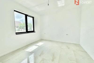 Apartament cu 3 camere în Moșnița Nouă