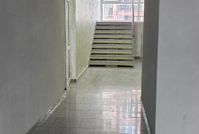 Apartament cu 3 camere semidecomandat în UTA - 2