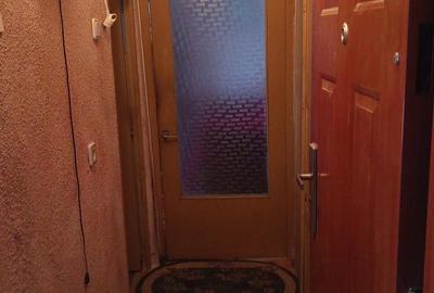 Garsonieră decomandată în Stoenești - 4