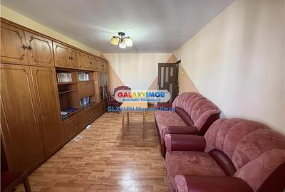 Apartament cu 4 camere decomandat, mobilat în 9 Mai - 1