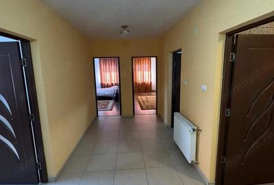 Apartament cu 2 camere decomandat în Ghiroda