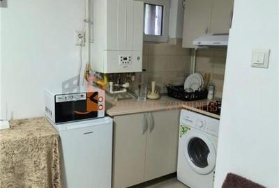 Garsoniera  cf 1  semidecomandata zona Crang - 3