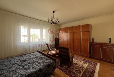 Vilă spațioasă 6 camere în centrul Lugoj – teren 471 mp, garaj - 10