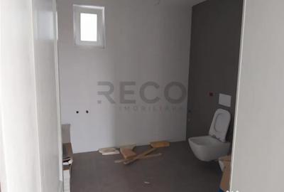 Casă cu 4 camere cu Teren 650 Mp în Paleu - 10