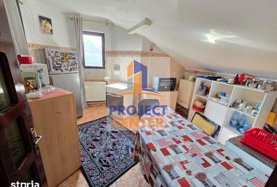 Casă cu Teren 585 Mp în Bradu - 13