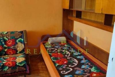 Garsoniera etaj intermediar zona Garii Garsoniera etaj intermediar zona Garii - 3