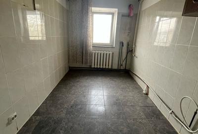 Apartament trei camere - Zona Poliție Gară - 74 mp - 3