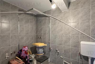 Casa individuala 6 camere de zona metrou Republica - 5