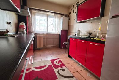 Apartament cu 3 camere decomandat, mobilat în Boema - 16