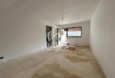 Casă cu 5 camere cu Teren 300 Mp în Micești - 7