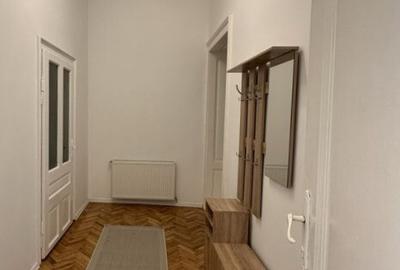 Garsonieră în Universitate - 2