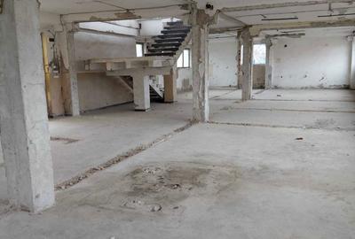 Spațiu comercial, de 680 mp, în Central - 2