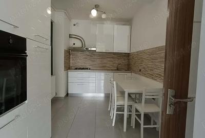 Apartament spa?ios cu 2 camere, 70 m - Tractorul, Coresi - 2