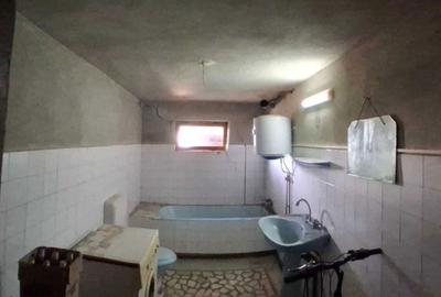 Casă cu 4 camere cu Teren 602 Mp în Central - 4