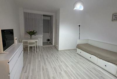 Garsonieră în Titan - 3