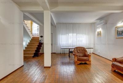 Brancoveanu-Alunisului,S+P+E+p,eleganta renovata 2019,teren generos,10min.metrou - 12