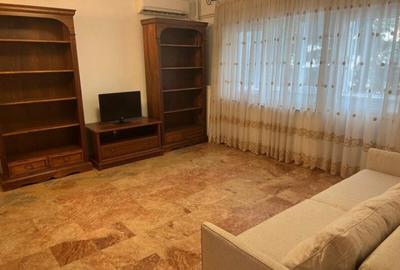 Apartament cu 2 camere decomandat în Văcăresti - 4