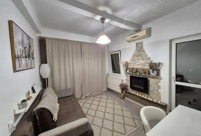 Garsoniera ultracentrala, decomandata, centrala proprie Pia?a Sfin?ii Voievozi - 2