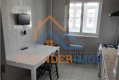 Apartament cu 3 camere decomandat în Giulești