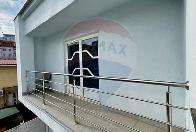 Casa / Vila cu 7 camere de vanzare in zona Elisabetin - 16