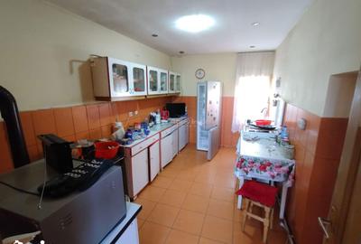 Casă cu 5 camere cu Teren 1800 Mp în Ciuchici - 14