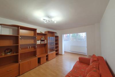 Racadau-str. Muncii, 2 camere, etaj 1/8, 115000 euro - 2