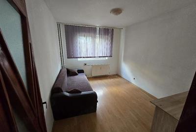 Apartament cu 3 camere decomandat în Vest - 10