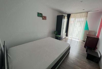 Casă cu 6 camere cu Teren 200 Mp în Intim - 9