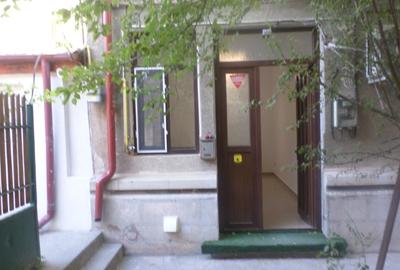 FLOREASCA, Ultracentral, spatiu in curte, la casa, - 2