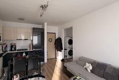 Apartament cu 2 camere decomandat, mobilat în Tractorul - 6