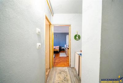 Garsonieră decomandată, mobilată în Lenin - 8