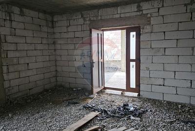 Casă individuală cu 12 camere cu Garaj în Siminicea - 13