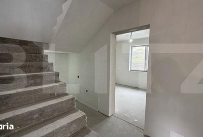 Casă cu 5 camere cu Teren 1000 Mp în Feleacu - 8