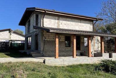 Casă cu 3 camere în Dărmănești - 8