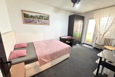 Inchiriez apartament o camera Circumvalatiunii 300 euro - 2