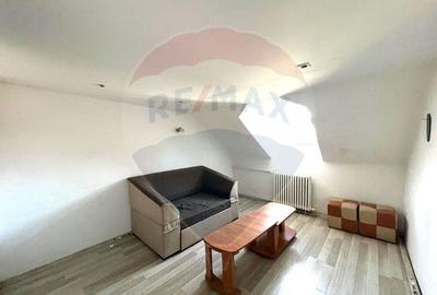 Garsonieră decomandată în Central - 3