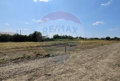 Teren Construcții intravilan de 490 mp, în Postăvari - 3