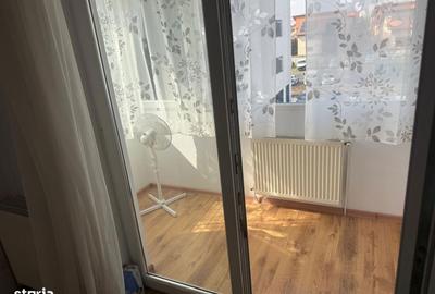 Apartament cu 2 camere decomandat în Apărătorii Patriei - 8