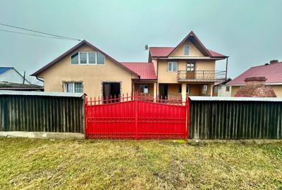 Casă individuală cu 6 camere cu Teren 997 Mp în Filipești - 1