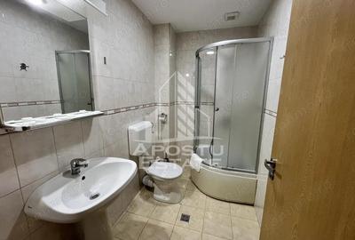 Pensiune in functiune, 12 camere plus un apartament, zona CETATII - 3