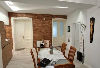 Ocazie!!!  Blascovici – Casa 8  camere - Proiect  2  Familii - 2