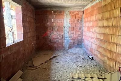 Casă cu 4 camere în Central - 5