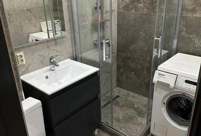 Apartament cu 2 camere decomandat în Titan